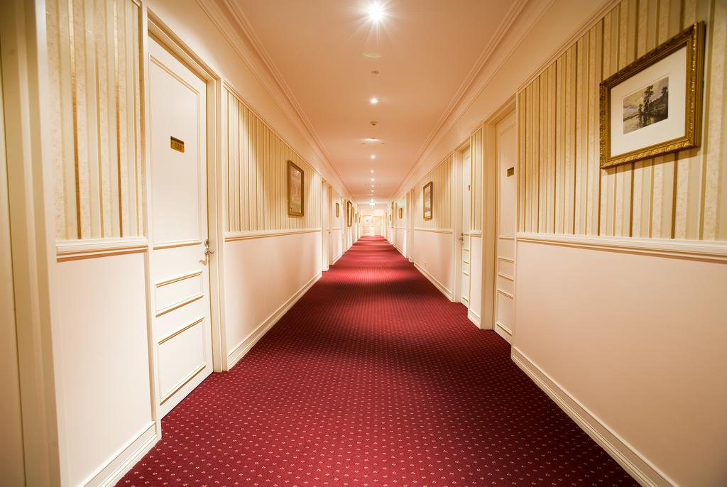 Redearth Boutique Hotel マウント・アイザ エクステリア 写真